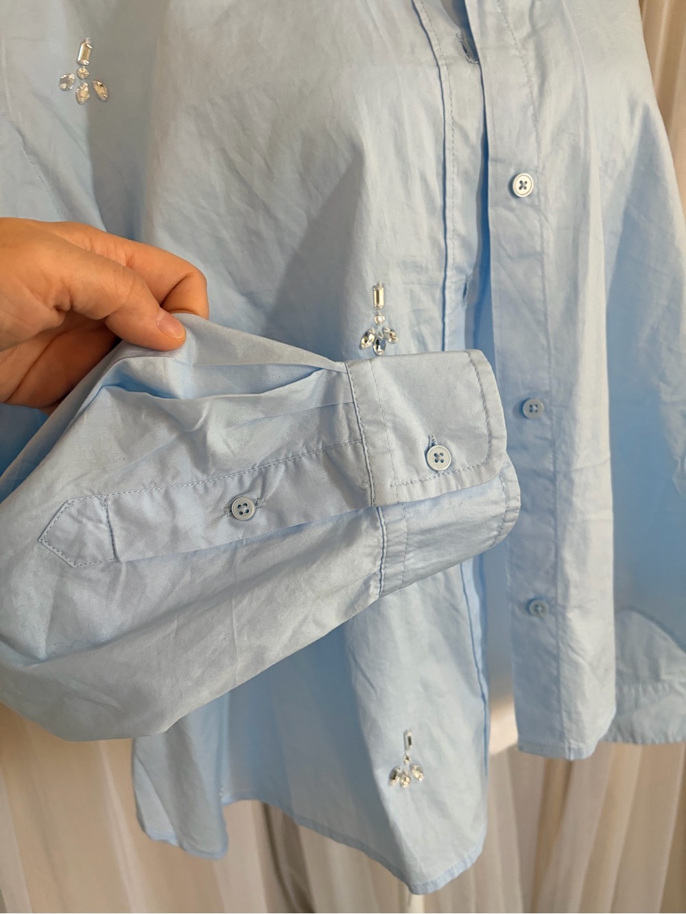 Old Navy Light Blue Embellished Button-Up Blouse - Picture 4 of 10